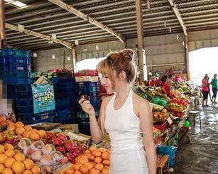 AISS爱丝(黄金版) – 逛街中的萱萱：随便捡起的图片和小作品