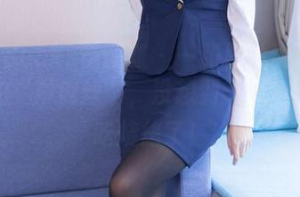 BoBoSocks袜啵啵 – 一张照片讲述周周的私拍“厚肉丝”，没想到我被勾引得想吃烧烤了！