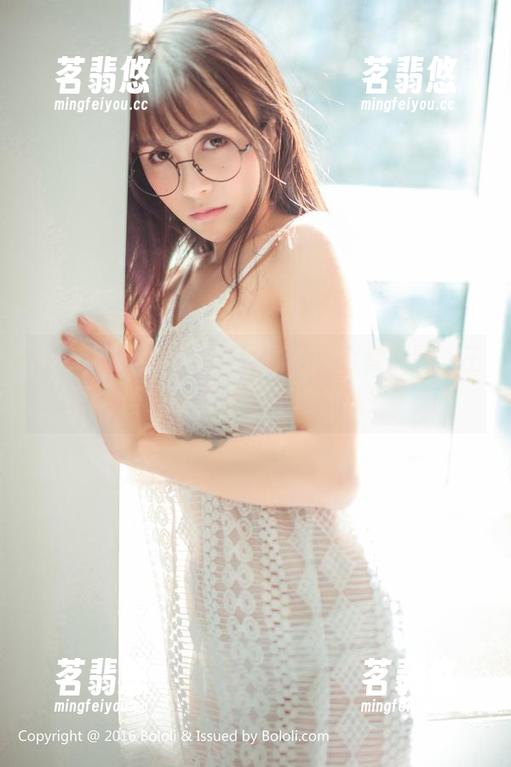 BoLoli菠萝社-王语纯 BoLoli菠萝社 - 男女通吃的全套原图,王语纯的女孩敢不敢尝试?