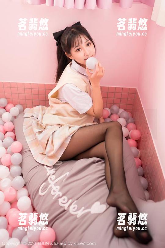 Feilin嗲囡囡-流氓小巫女 Feilin嗲囡囡 - 护士写真?流氓小巫女又在玩什么花样