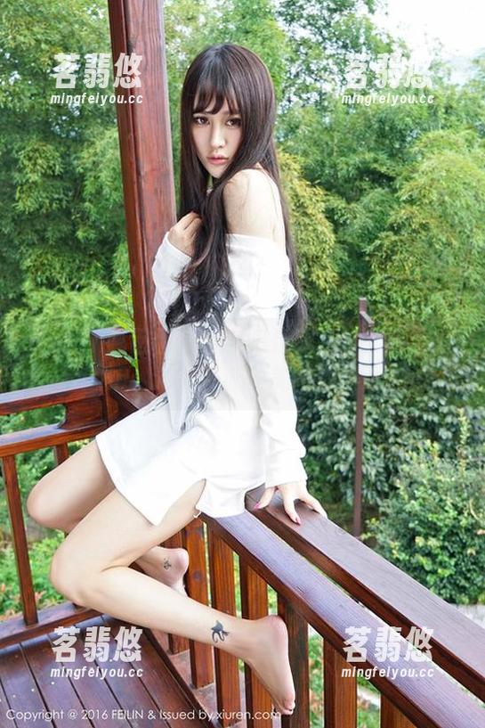 Feilin嗲囡囡-程慧娴Phoebe Feilin嗲囡囡 - 你会选择哪一件?程慧娴Phoebe的礼服和美图都很迷人