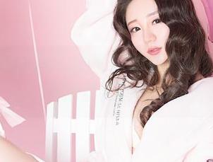GIRLT果团网 – 周大萌的裤里丝在线写真，微妙却又让人遐想