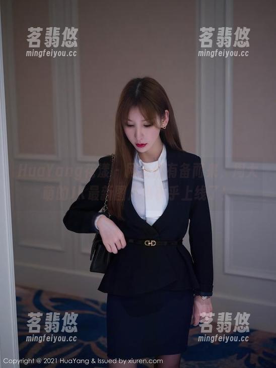 HuaYang花漾-周大萌 HuaYang花漾 - 网友们有备而来,周大萌的JK最新图片热乎乎上线了!