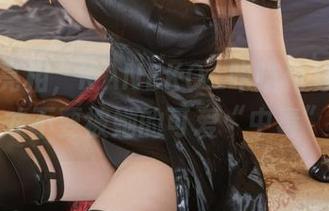 写真集亮相，KANEKO_咔喵化身天使：可我才不要被她的可爱“中毒”呢。
