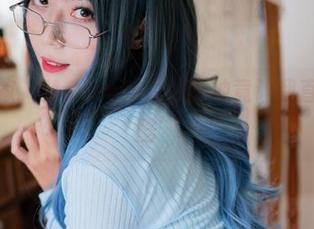 私拍独家，Money冷冷的女神竟让我直呼‘真酷’