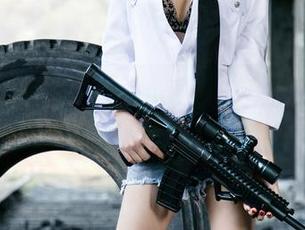 UGirls尤果网 – 发现易阳的裤里丝，高清下的微妙与不经意的作品集