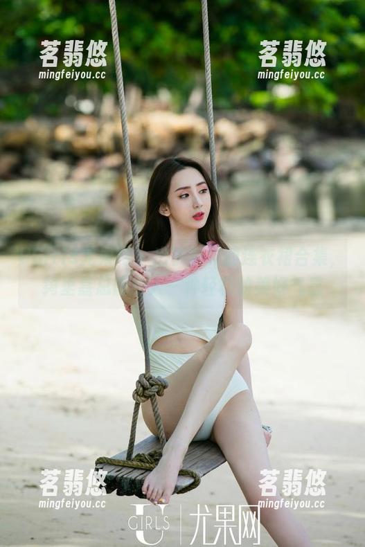UGirls尤果网 - 出乎意料的连衣裙合集，绮里嘉总能给人一种轻松的美好气息