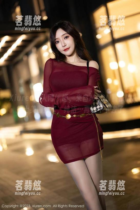 Xiuren秀人网-MOON嘉依 Xiuren秀人网 - 唔,来自MOON嘉依的护士美图分享,纯洁…再说不下去了