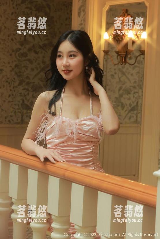 Xiuren秀人网-冷月yuer Xiuren秀人网 - 冷月yuer的美图,下载之前先备好你的眼泪,少女们太撩了。