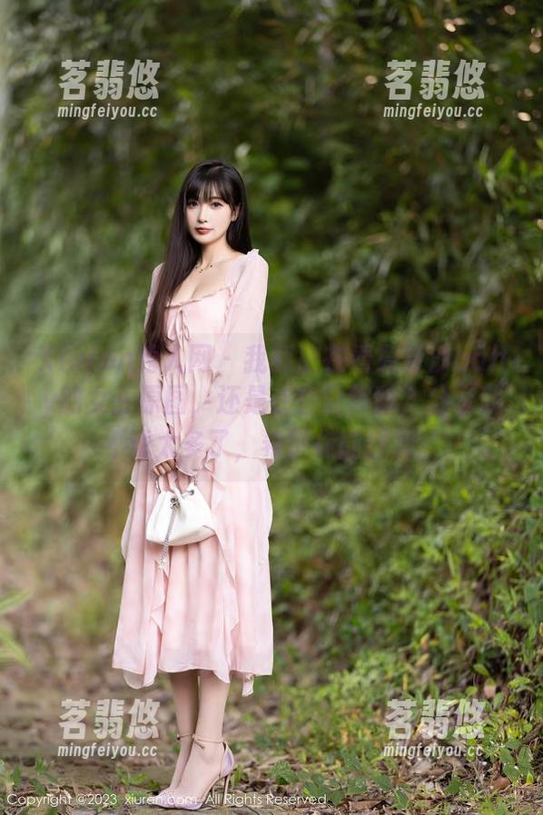 Xiuren秀人网-周慕汐baby Xiuren秀人网 - 我到底在看周慕汐baby的女王原图,还是在自我陶醉?分享就不说太多了,希望你能理解。