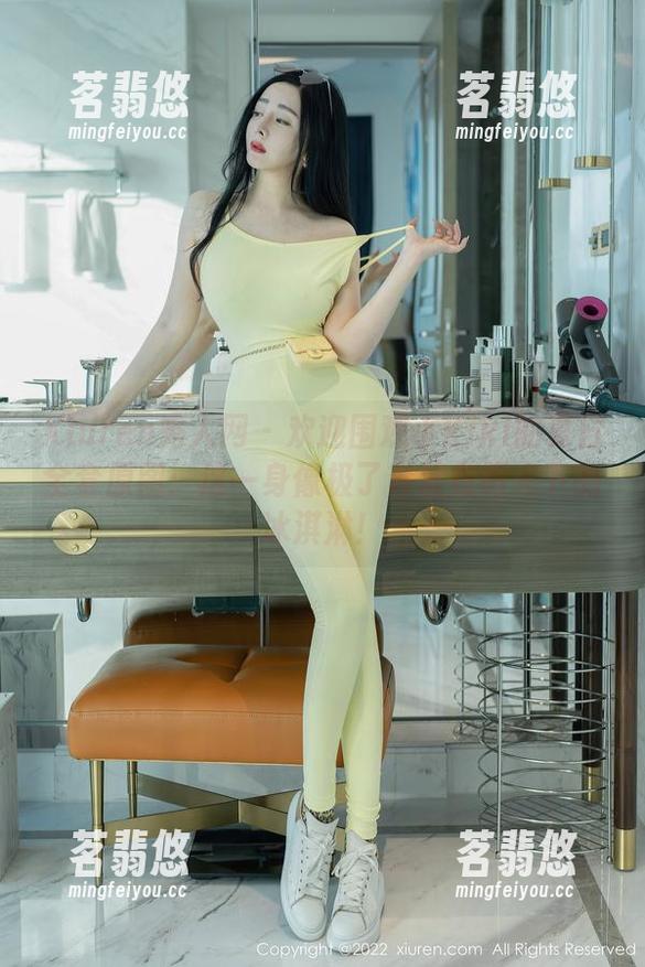 Xiuren秀人网-小Kiki Xiuren秀人网 - 欢迎围观小Kiki的夏日全套原图:这一身像极了奔波在阳光下的冰淇淋!