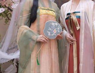 Xiuren秀人网 – 不看后悔的悠悠YOYO美足图集，福利直击，让你停留不前！