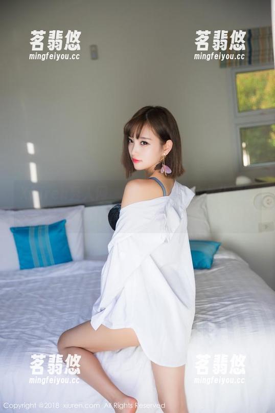 Xiuren秀人网 - 邹晶晶女王的女仆美图：不只是私拍，更是我的日常工作手册！