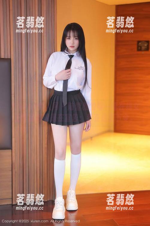 Xiuren秀人网-陆萱雅 Xiuren秀人网 - 陆萱雅的每一幅在线女王作品都像是在宣告:我在这里下令。