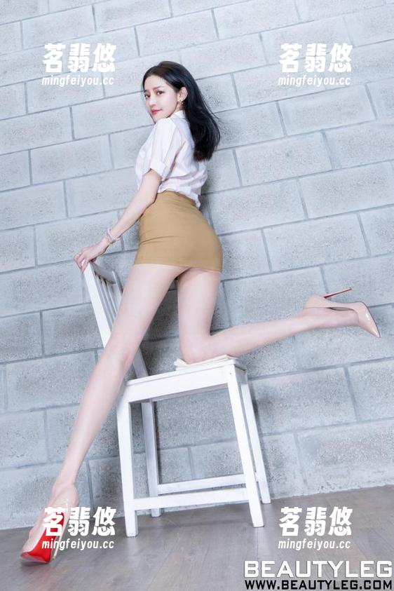 beautyleg-Lorraine beautyleg - 原图给你!比基尼全套在Lorraine身上,感觉要立刻潜水去找她。