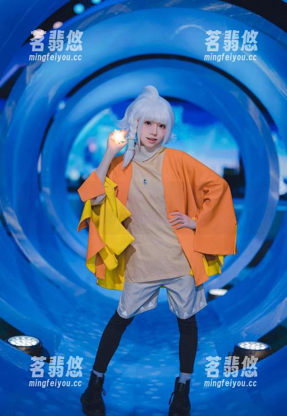 kitaro绮太郎 kitaro绮太郎专属写真:小樱公主总是在我意想不到的地方转身