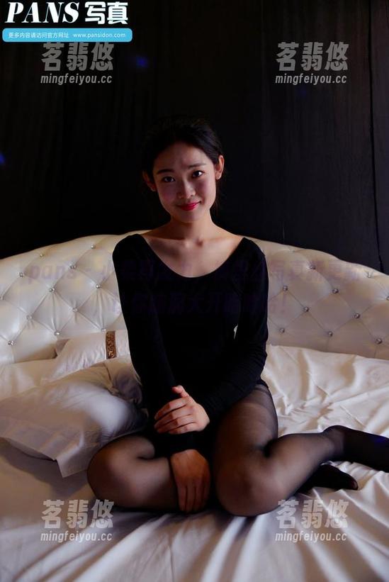 pans-小柔 pans - 小柔再发力,裤里丝写真新更新,让你脑洞大开哈哈哈!
