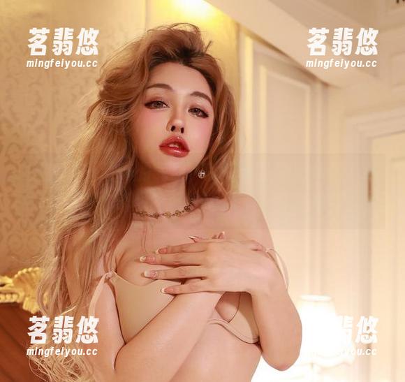 于芷晴 微密圈 - 清新的气息,就在于芷晴图集里下载吧,你看,它都在等你了,害羞吗?