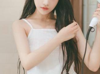兔玩映画：给你一套黑白女仆装的美图，花痴到不行