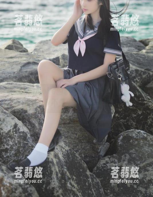南桃Momoko的职业装作品集：最新一季，真不是你想象的那样！