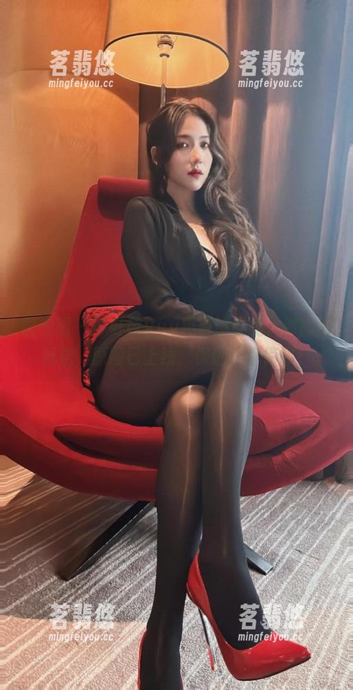 可可西yyy 微密圈 - 可可西yyy黑色漆皮兔女郎的新玩法,原图已上线,保证让你惊叹!
