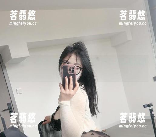 可爱的肉巴 微密圈 - 谁能想到,可爱的肉巴的灰丝作品原图竟然这样?