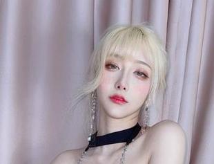 图包里的啾小妍Deer—精选暗夜猫女，你敢来吗？