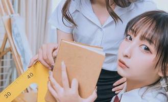 不就网袜兔女郎嘛，喵糖映画的原图可真给我带来了新的审美…