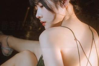坏露露香宝打卡民宿：下班回家恨不得cos个不停的日常！