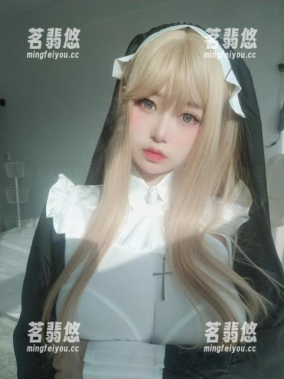 女主K 女主K的套图中,那些新任部下脸上的微表情,值得下载收藏!