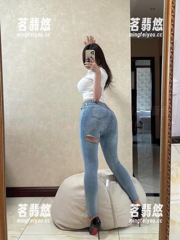 奶宝妹纸 微密圈 - 来了来了,奶宝妹纸的户外新合集,更新的让人不知所措!