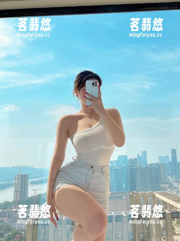 安妮yoo 微密圈 - 花纸册里的安妮yoo:网盘里的嫁衣秀