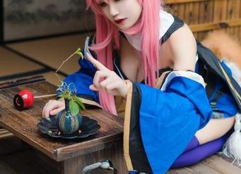 高清合集：小仓千代w的婚纱瞬间，真让人意外！