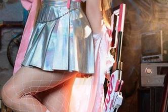 最新图库：小瑶幺幺的水手服，能把人看得心里痒痒