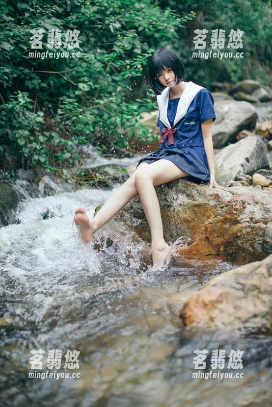 小野妹子w跟獒犬同框，图片分享：汪汪的日常大爆发！