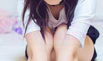 呜…小野妹子w穿运动服·悲，这张原图能不能做个壁纸让我沉迷？