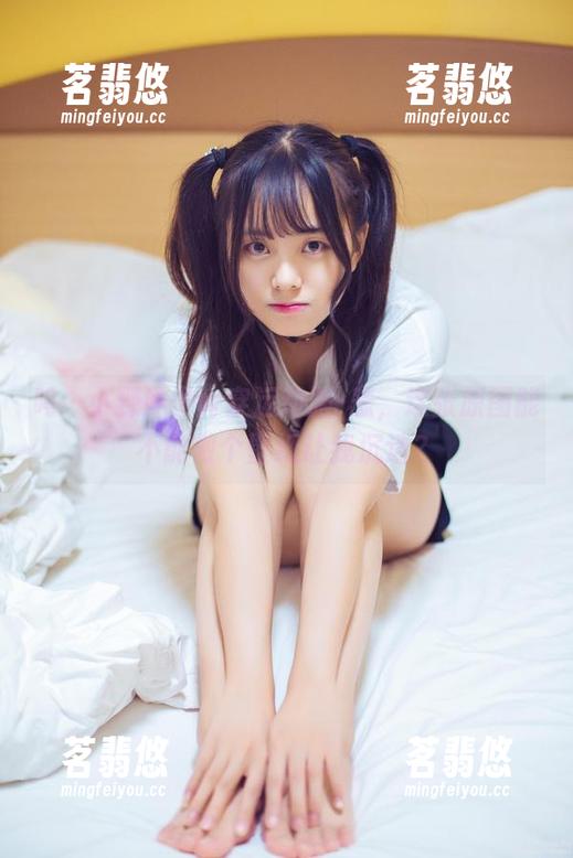 呜…小野妹子w穿运动服·悲，这张原图能不能做个壁纸让我沉迷？
