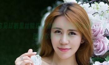 尤物馆 – 你见过裤里丝能这么穿吗？孟狐狸FoxYini来了，写真原图给你惊奇一刻！