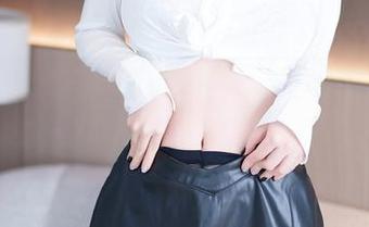 尤蜜荟 – 高清壁纸？只想泡在laura阿姣的泳池里，不出来。