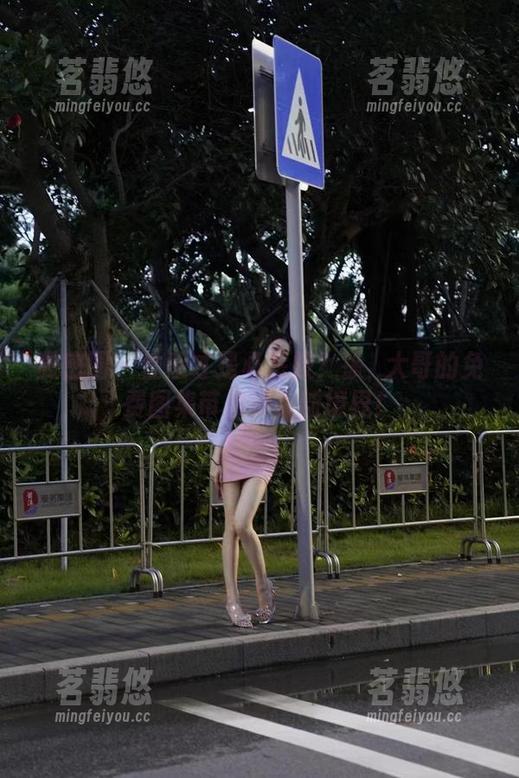 微密圈 - 性感才是必杀技？徐珺大哥的免费图集带你步入新境界！