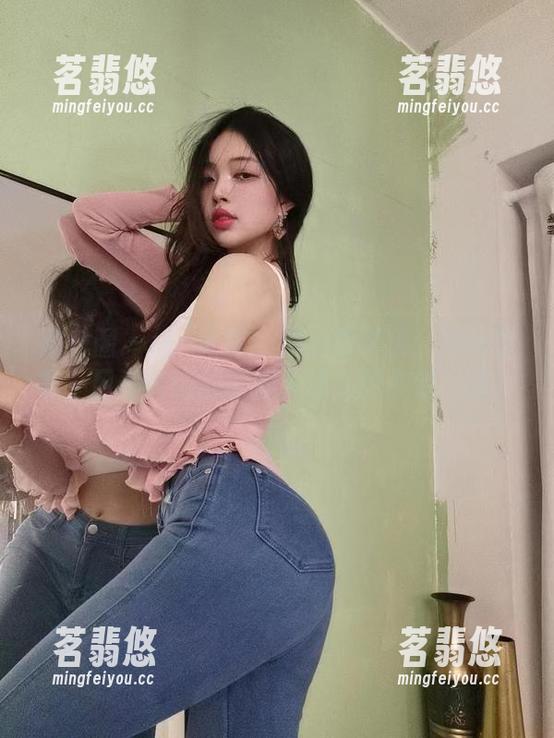 微密圈 - 徐珺大哥的黑丝写真集：秀色可餐，目不转睛的原图，让人想多看一遍！