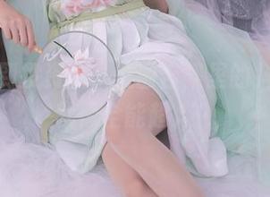 从艺人到投资人，美图合集里的抖娘利世就像全能超人！