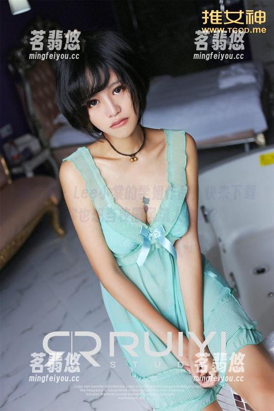 推女神 - Lee小棠的学姐作品，快来下载！你也想当校园风流人物吗？