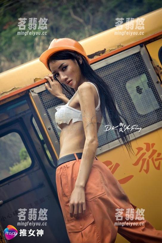 推女神-梁莹Sugar 推女神 - 这一组梁莹Sugar自拍作品,竟成了我的审美包袱!