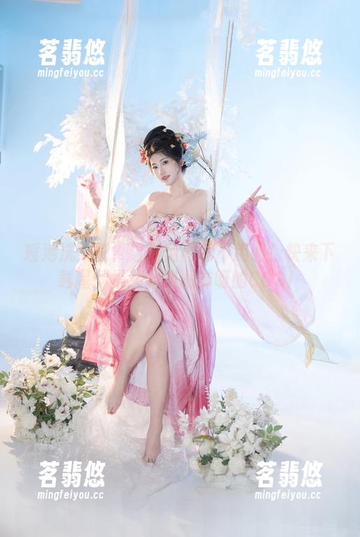瑶池洗凝脂？这颜值根本不用调！快来下载星澜是澜澜叫澜妹呀的COS！