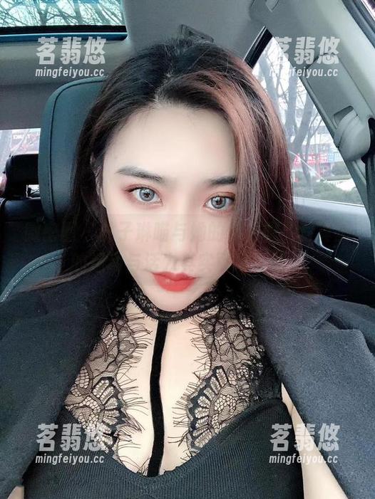 林子琳喵 微密圈 - 林子琳喵与她的体操服,写真里的运动与活力其实可以很甜。