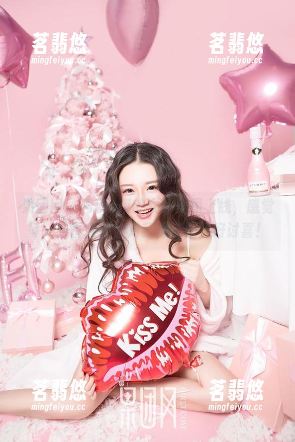 果团网 - Miss琪的女仆美图上线，感觉每一张都在偷偷对我摆姿势，好讨喜！