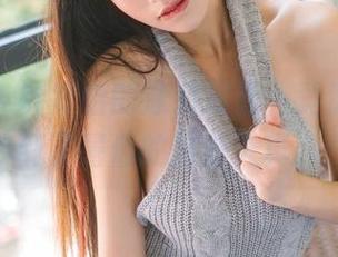 果团网 – 钟紫怡的泳装资源，竟然让我想到了暑假的那份天真。