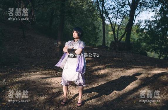 桃墨公子泳池新作，作品集里满满的夏日气息。