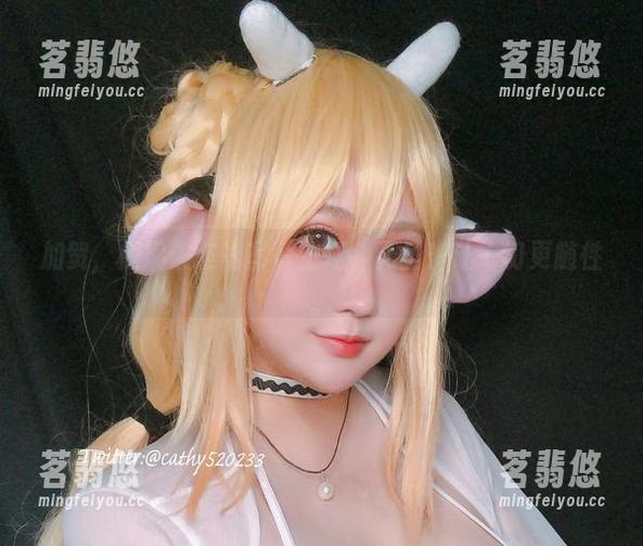 加贺，椒妮佐仁的写真主场，无圣光让一切更随性。